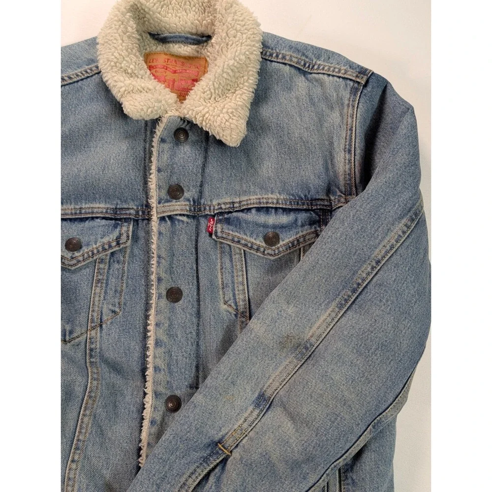Levis levis mens